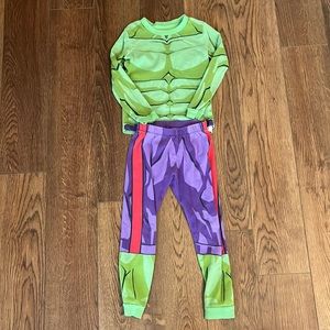 Disney boys 6 Hulk PJs
